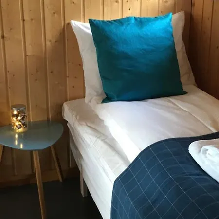 Lodge Tustna Ladestasjon Hals